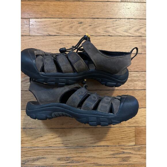 Men’s Size 8.5 KEEN Newport H2 Brown Nubuck Waterproof Sport Sandals - Picture 3 of 6